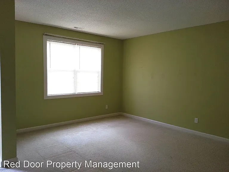4416 Valley Trace Dr — Photo 6