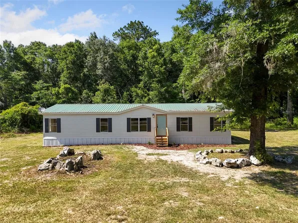 417 SE Robin Hood Pl, High Springs, FL 32643