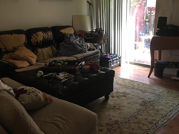 4th image of 1712 Lombard St #A