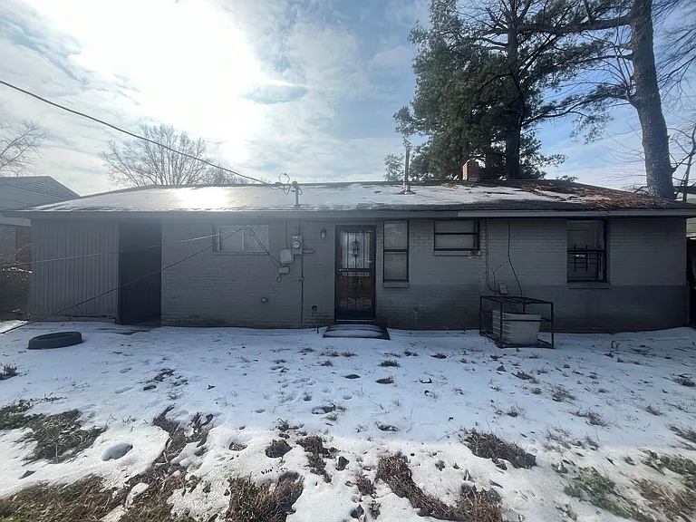 4016 Rhodes Ave — Photo 9