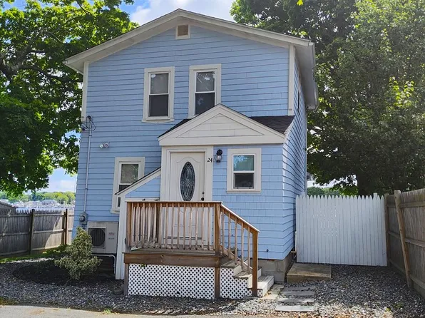 24 Logan St, Warwick, RI 02889