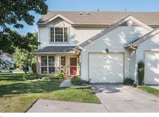 56 Fox Meadow Dr, Sicklerville, NJ 08081