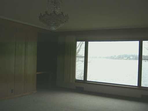 3rd image of 254 Lake Hts