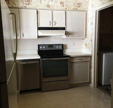 2nd image of 6307 Willow Oak Lane