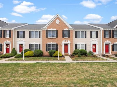 23 Castle View Dr, Mc Kees Rocks, PA, 15136