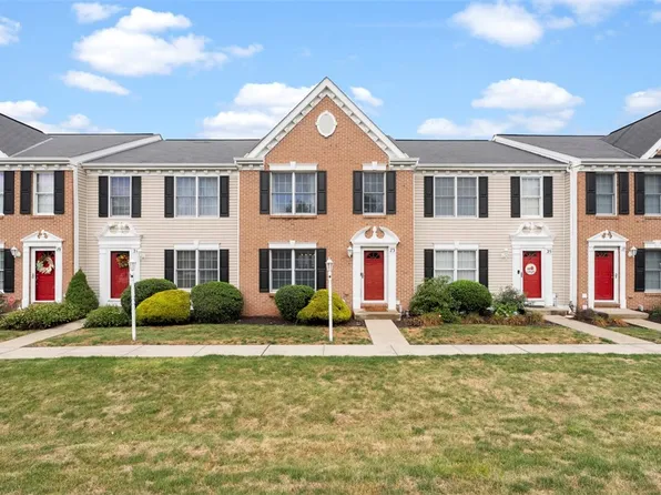 23 Castle View Dr, Mc Kees Rocks, PA 15136