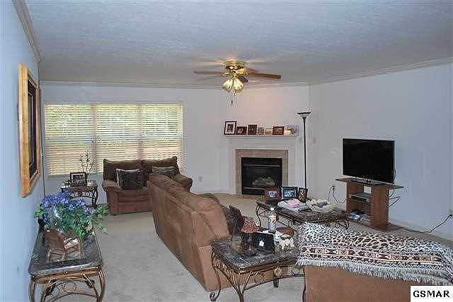 2nd image of 310 Meadowlake Cir