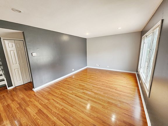 2nd image of 145 E Grand Ave