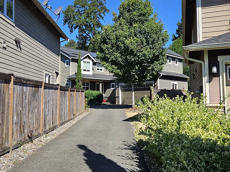 1631 241st St SW — Photo 31