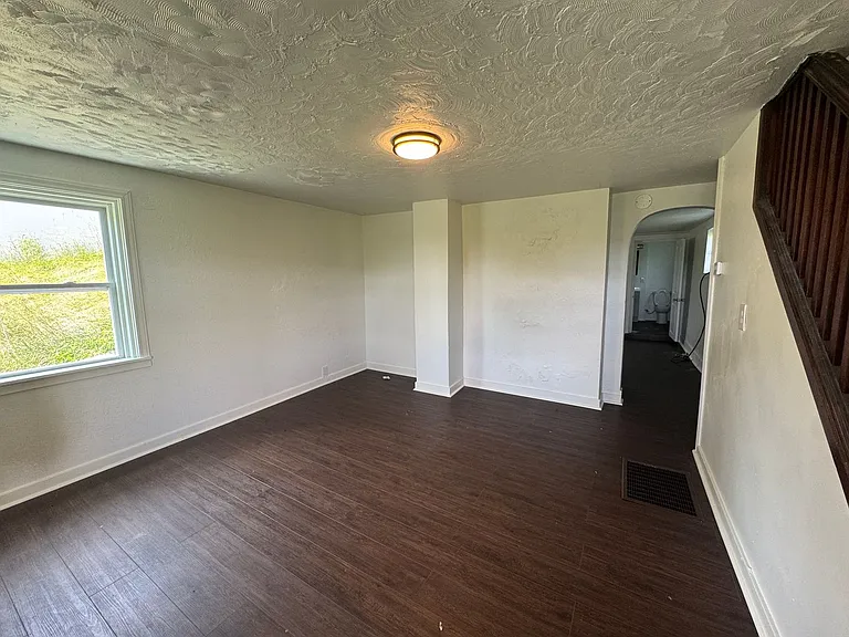 922 Oak St — Photo 11