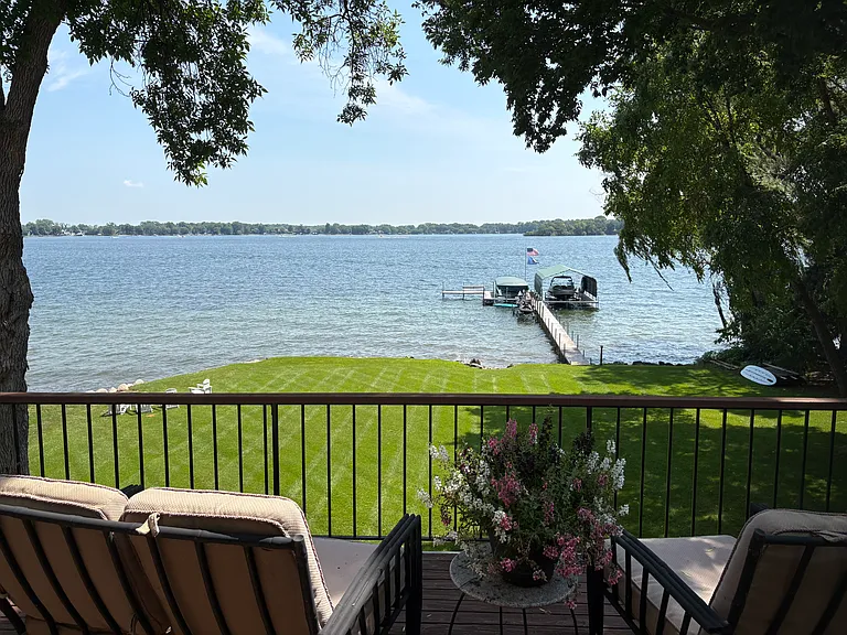3229 Casco Cir — Photo 38