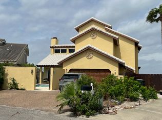 13502 Queen Johanna Ct, Corpus Christi, TX 78418