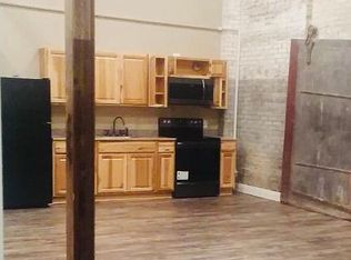 1109 S Broadway St, McComb, MS 39648