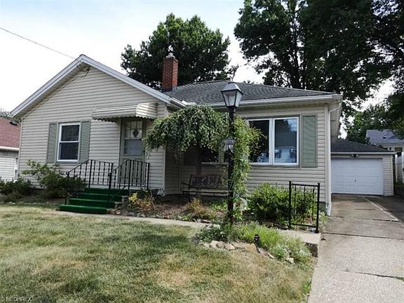 2nd image of 1554 Onondago Ave