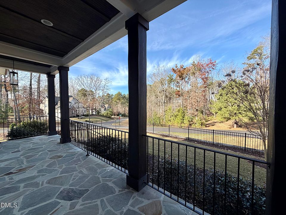1st image of 251 Gentry Dr