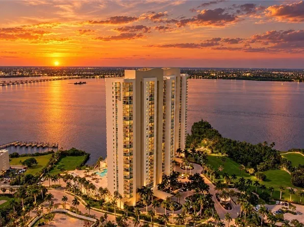 3000 Oasis Grand Blvd APT 1401, Fort Myers, FL 33916