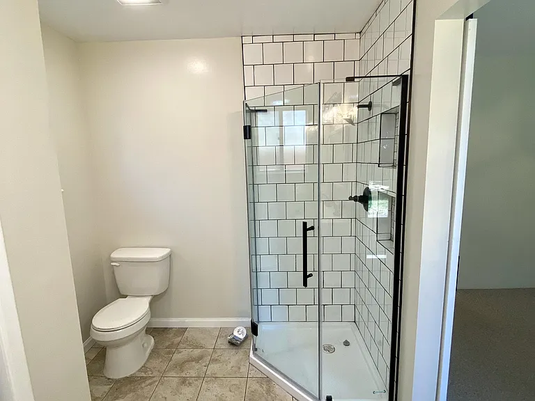 340 Wiley St — Photo 15