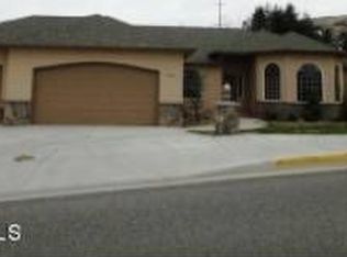 595 King Pl, East Wenatchee, WA 98802