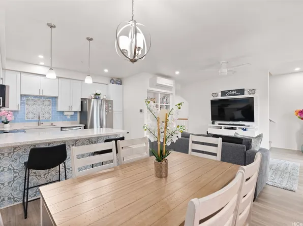 91-3575 Kauluakoko St #1211, Ewa Beach, HI 96706