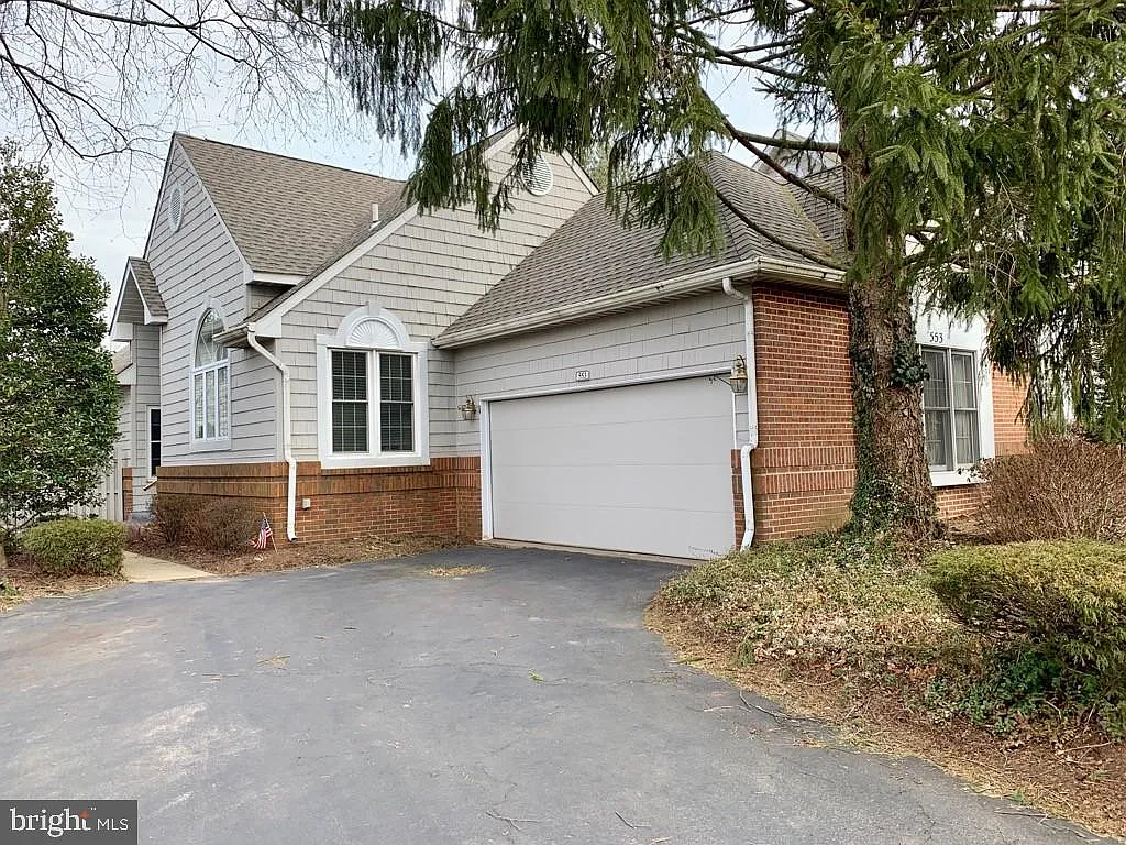 553 Palmer Farm Dr photo 1