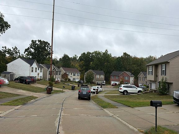 4th image of 1627 Raintree Ct