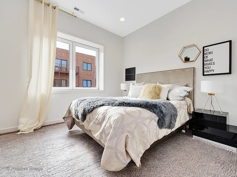North Oak Lofts — Photo 15