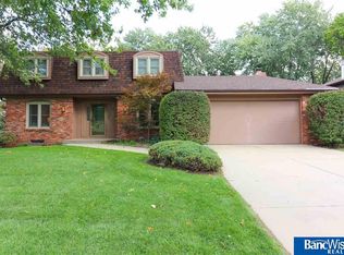 1020 Lamplighter Ln, Lincoln, NE 68510