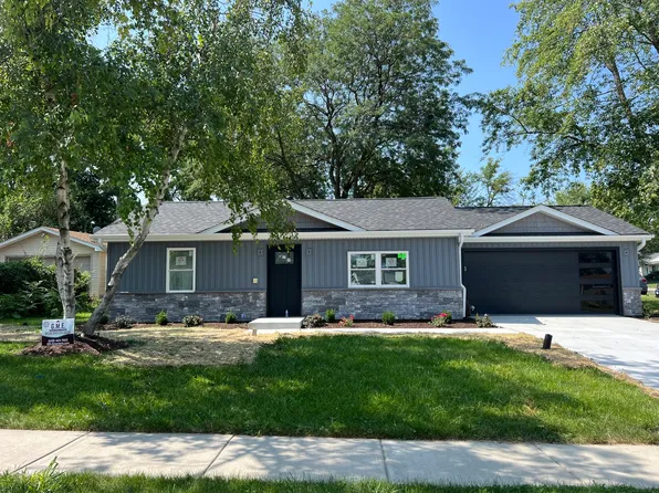 1805 Marlboro Ln, Crest Hill, IL 60403