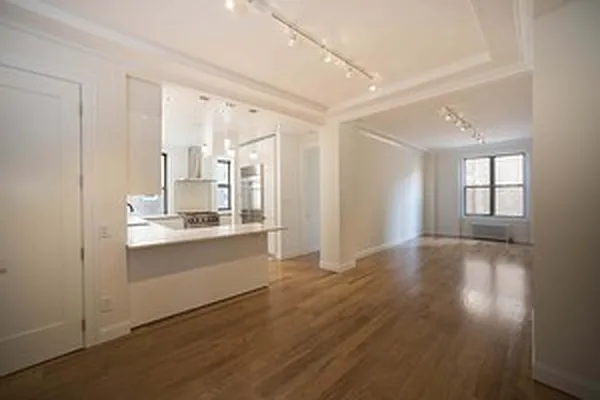 Rented by Rachel Realty | media 33