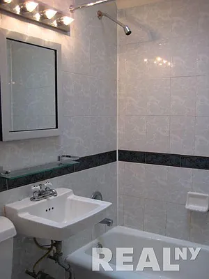 Rented by REAL New York | media 20
