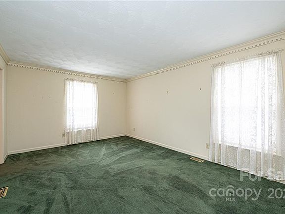 5th image of 1535 Knightbridge Dr