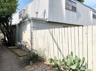 2501 Mission Hill Dr #C, Austin, TX 78741
