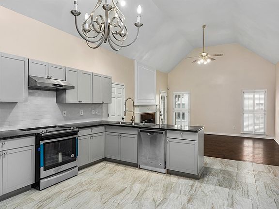 5th image of 1133 Winward Ln