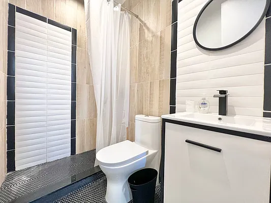 Rented by Doorway NYC, LLC | media 12