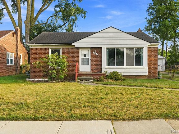 2nd image of 24987 Joy Rd