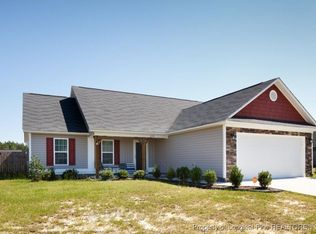 476 Blackhawk Ln, Raeford, NC 28376