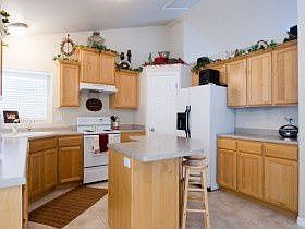 3rd image of 6582 S Cedar Creek Cir