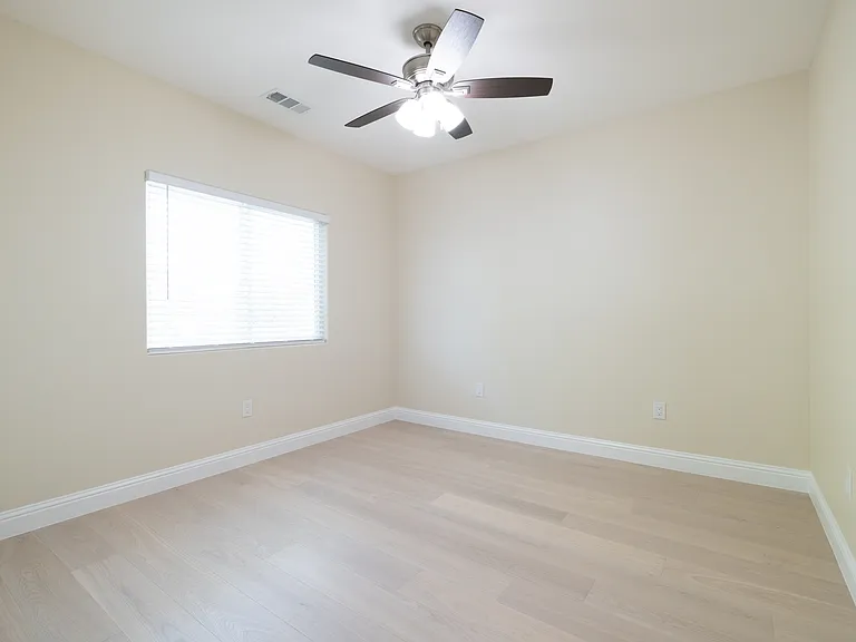 985 Williams St #A — Photo 13