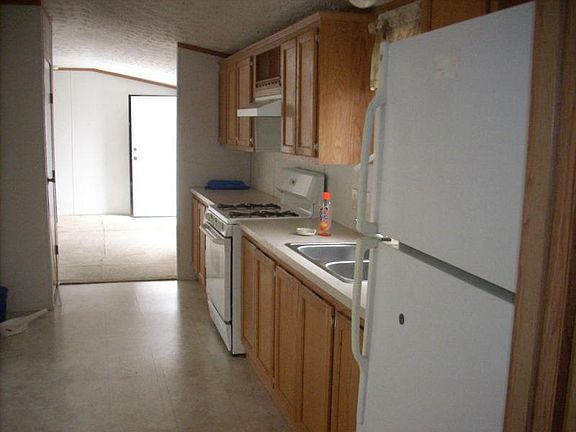 2nd image of 73 Circle Dr