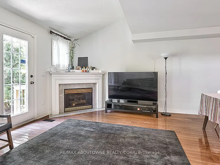 2250 Rockingham Dr #41 — Photo 8