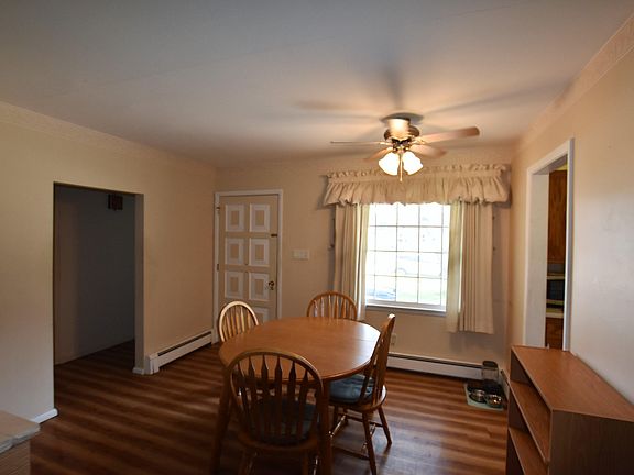 5th image of 610 W Gruenwald Ave