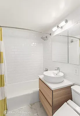 Rented by Douglas Elliman | media 15