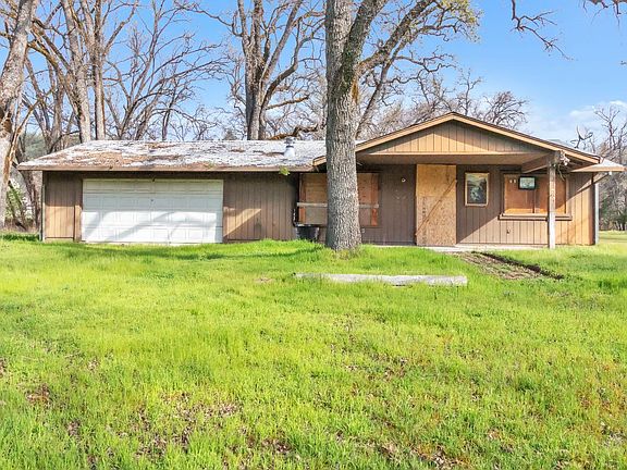 2nd image of 10121 Valley Dr