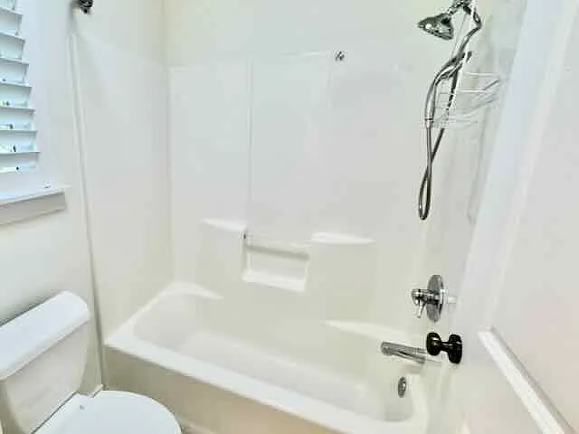 2nd bathroom