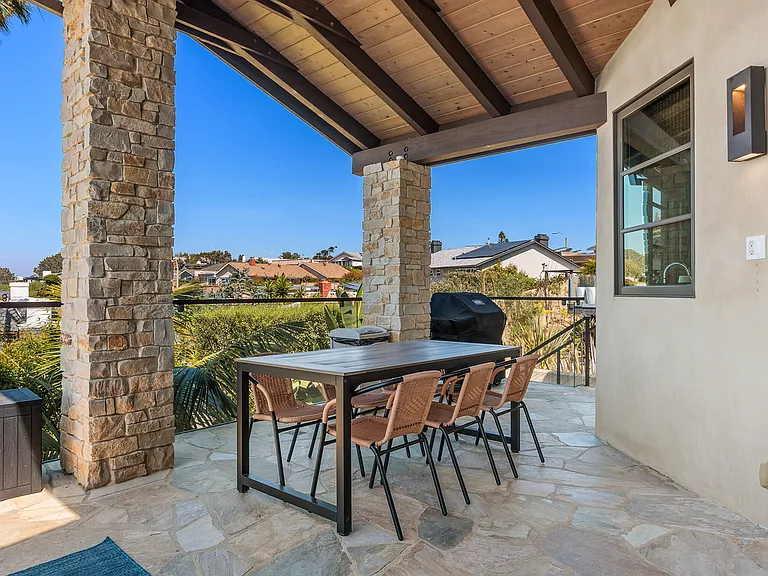 2260 El Amigo Rd — Photo 23