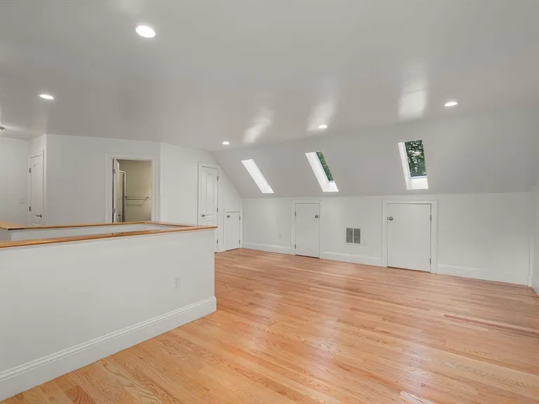 31 Florence Rd #31 — Photo 23