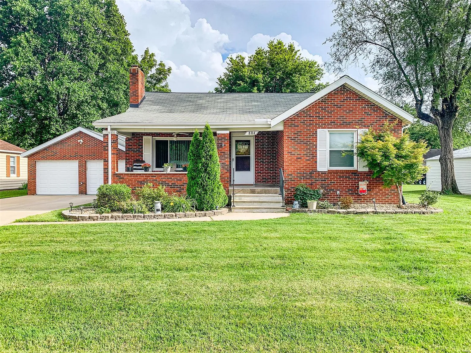 804 Kneedler St photo 1
