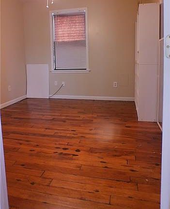 3rd image of 5517 Wildair Dr Unit B