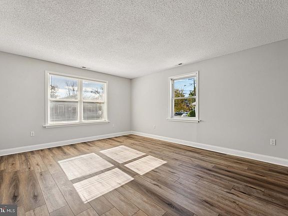 5th image of 8337 Herbert Ave