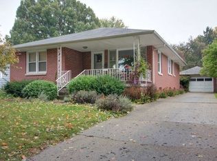 815 W Columbia Ave, Champaign, IL